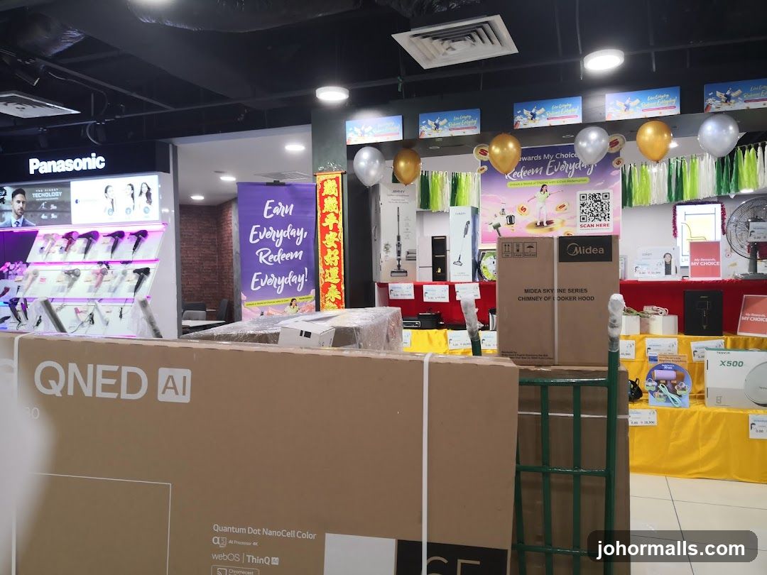 Electronics Store Display