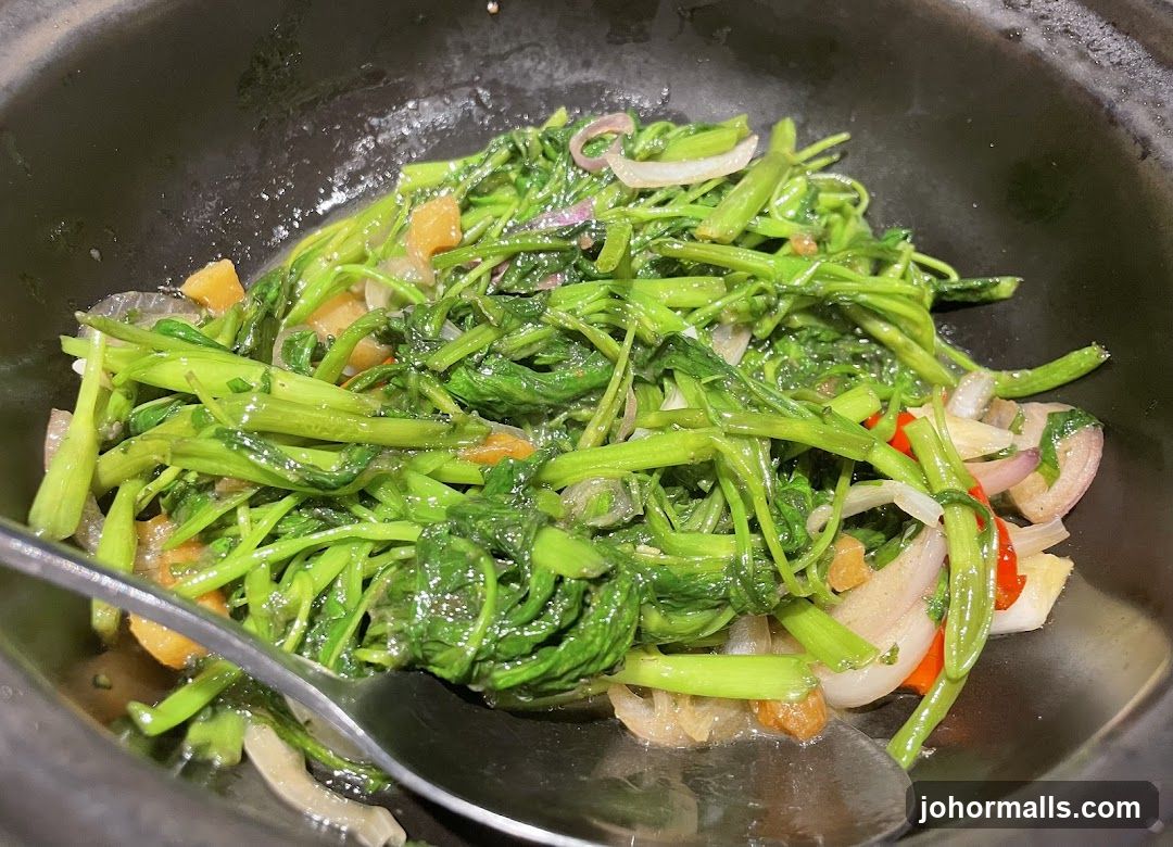 Stir-fried Water Spinach