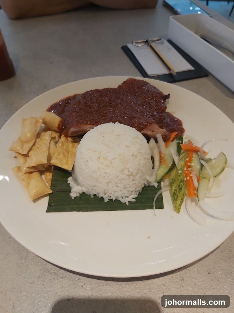 Chicken with Rice and Side Salad