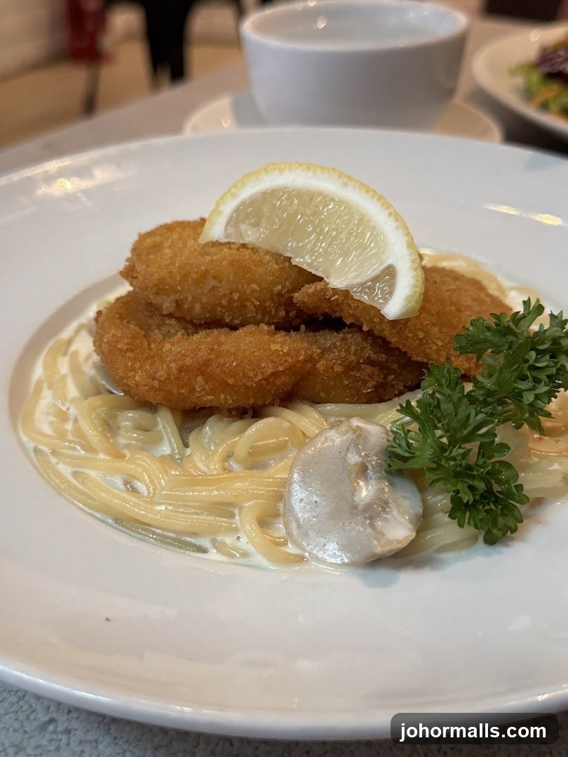 Fried Fish with Creamy Pasta