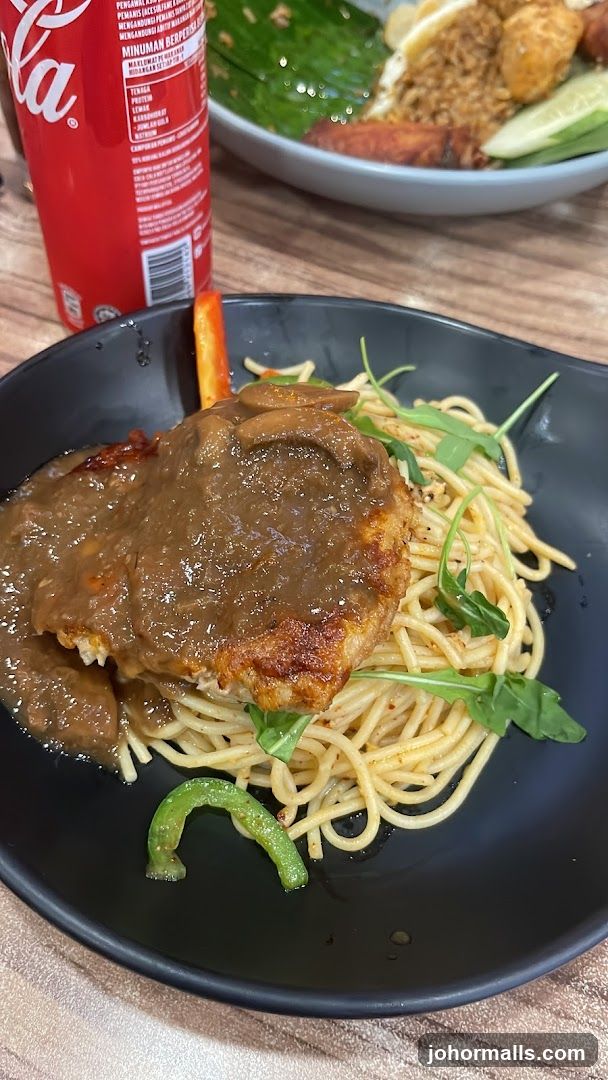 Spaghetti with Meat and Sauce