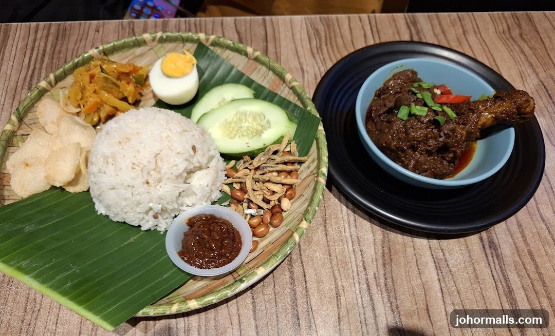 Nasi Lemak with Chicken Rendang