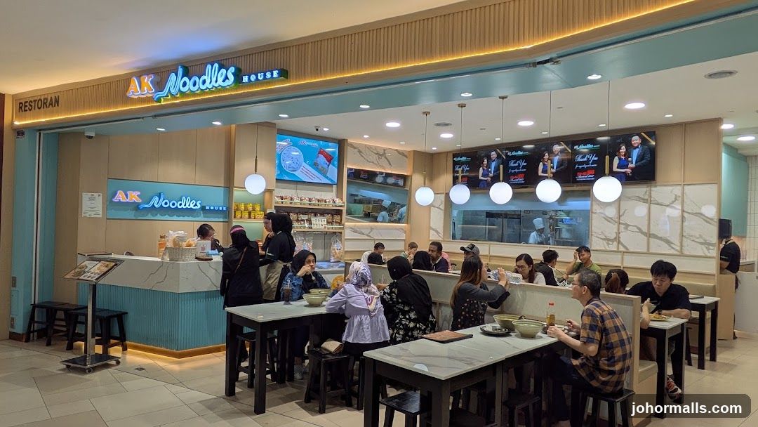 AK Noodles House Interior