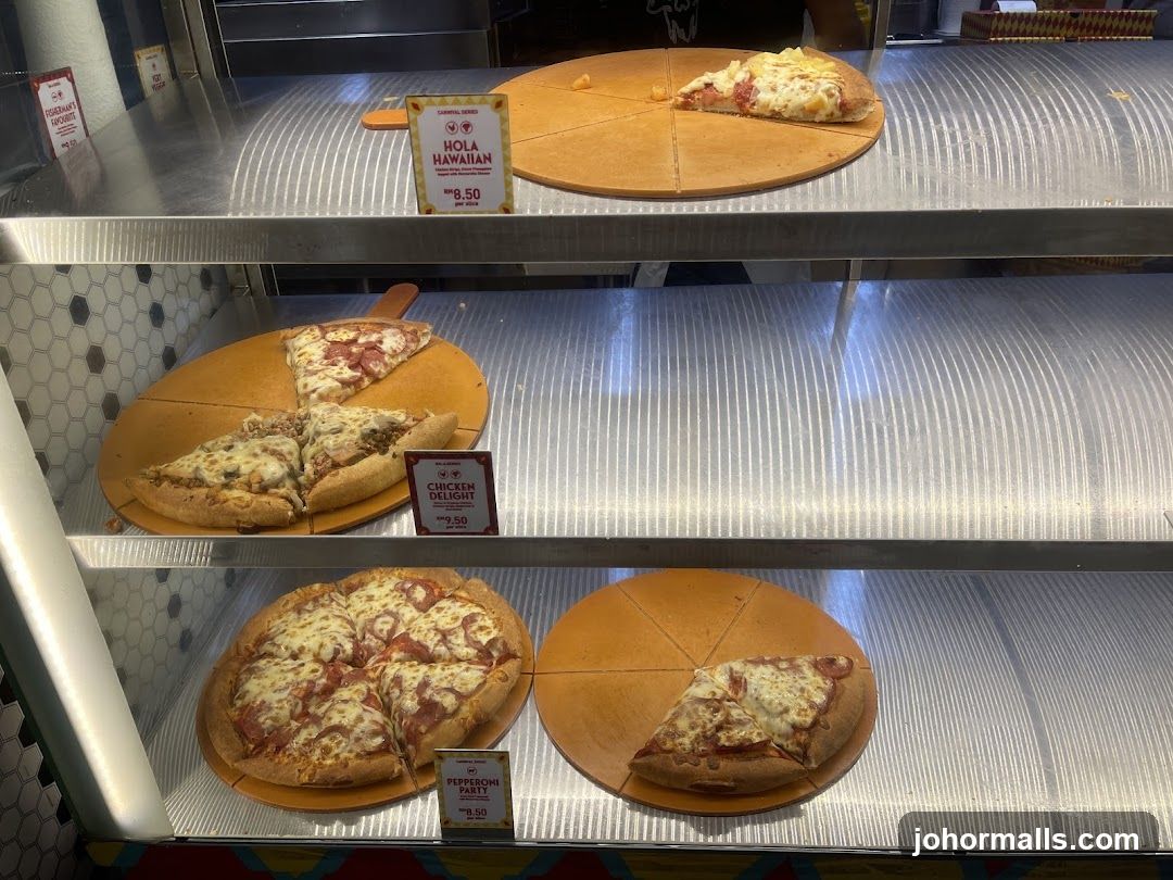 Pizzas on display