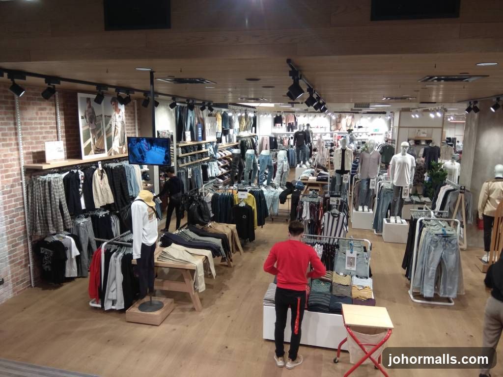 Clothing store interior