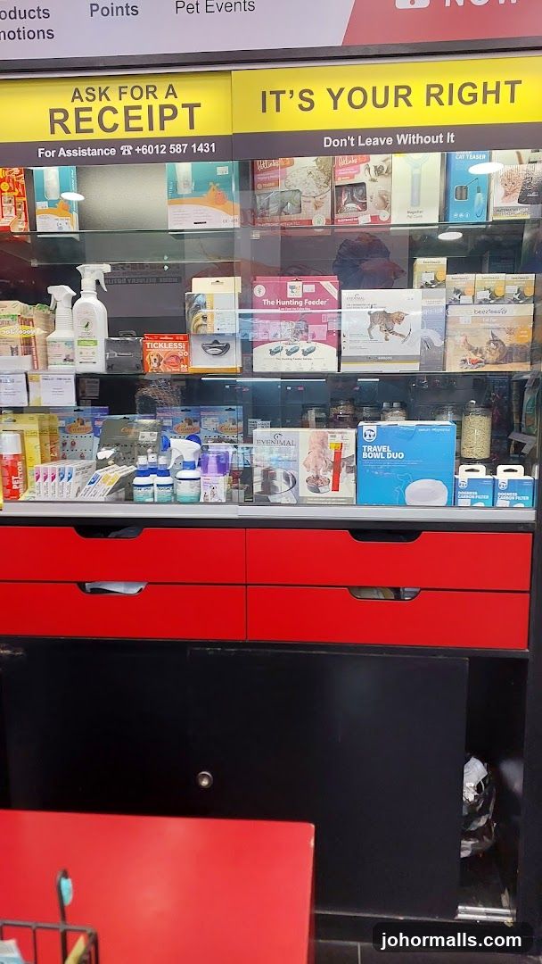 Pet Store Display