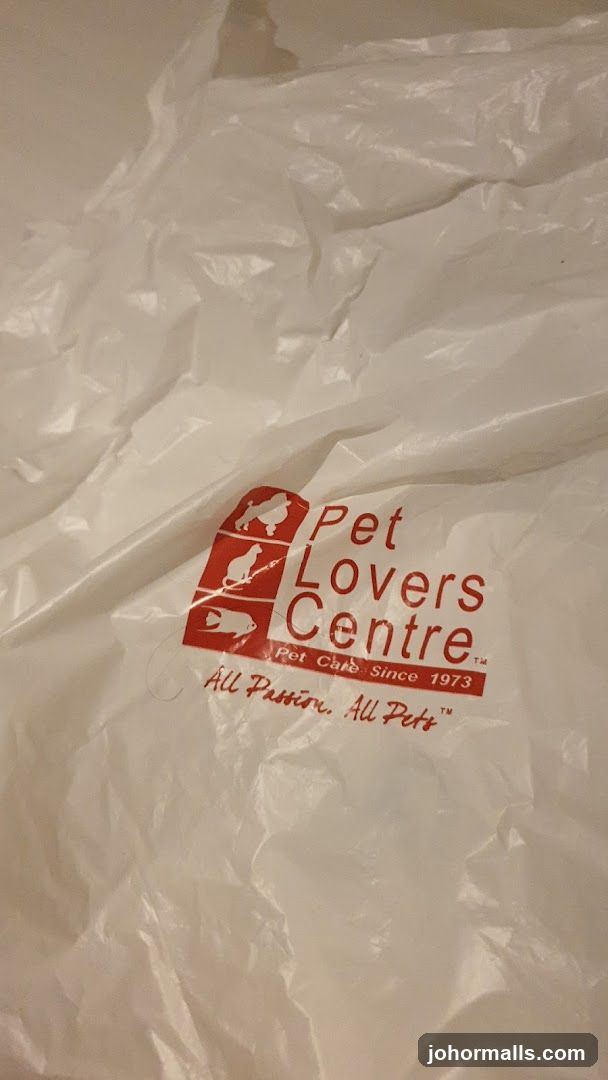 Pet Lovers Centre Logo