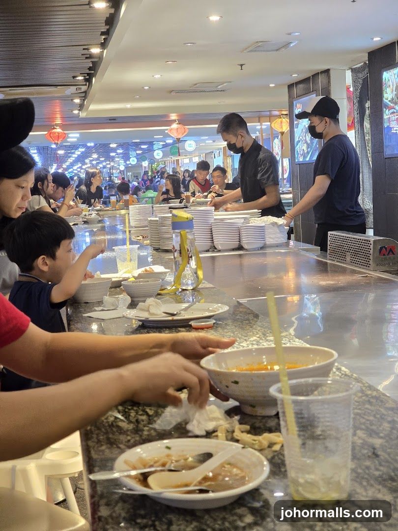 Teppanyaki Restaurant Dining