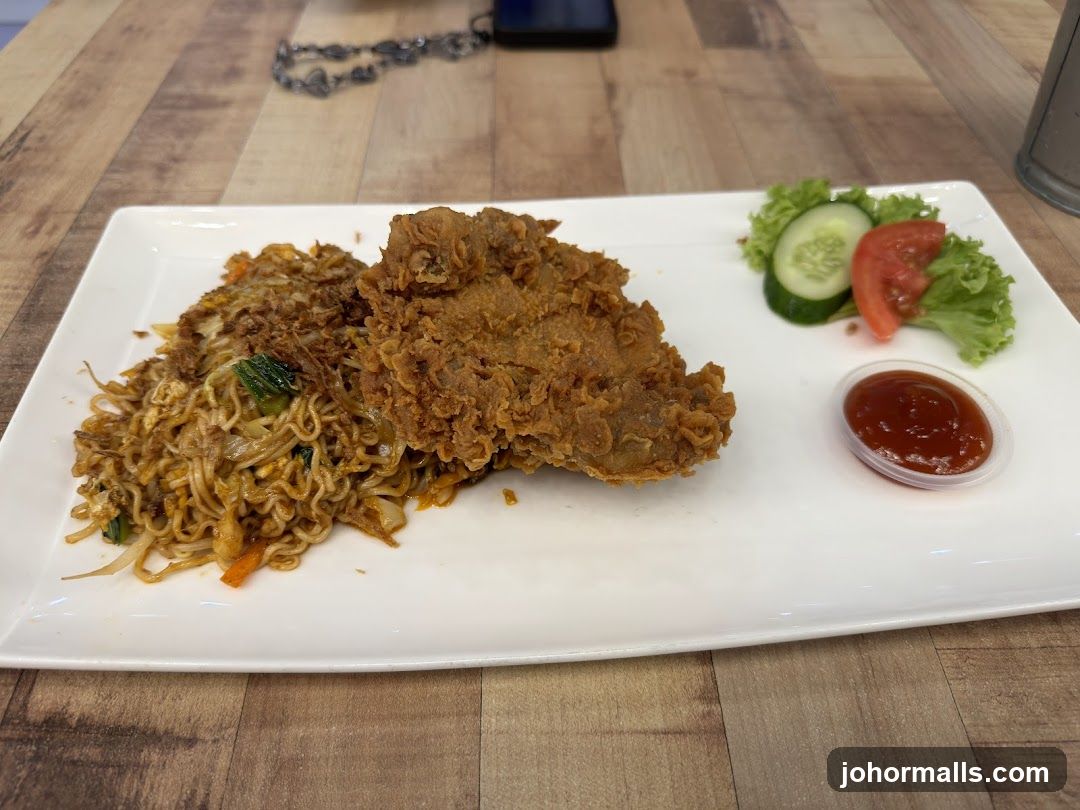 Fried Chicken with Noodles
