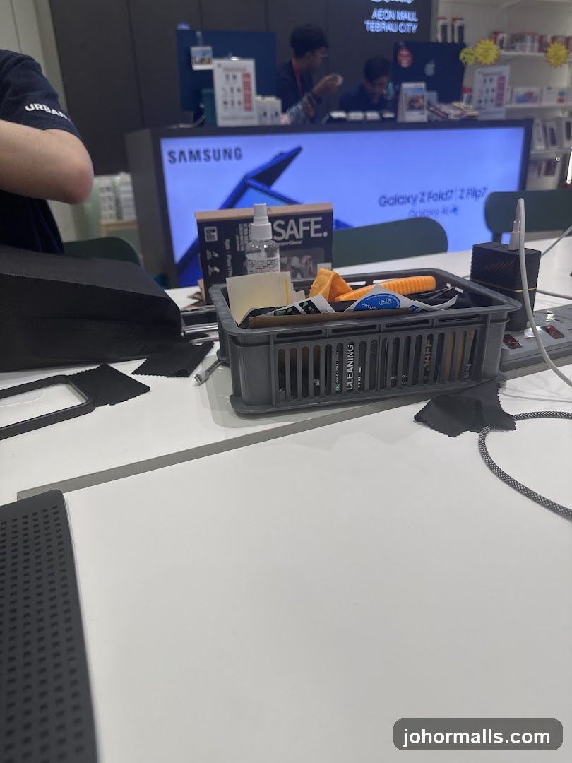 Samsung Store Display