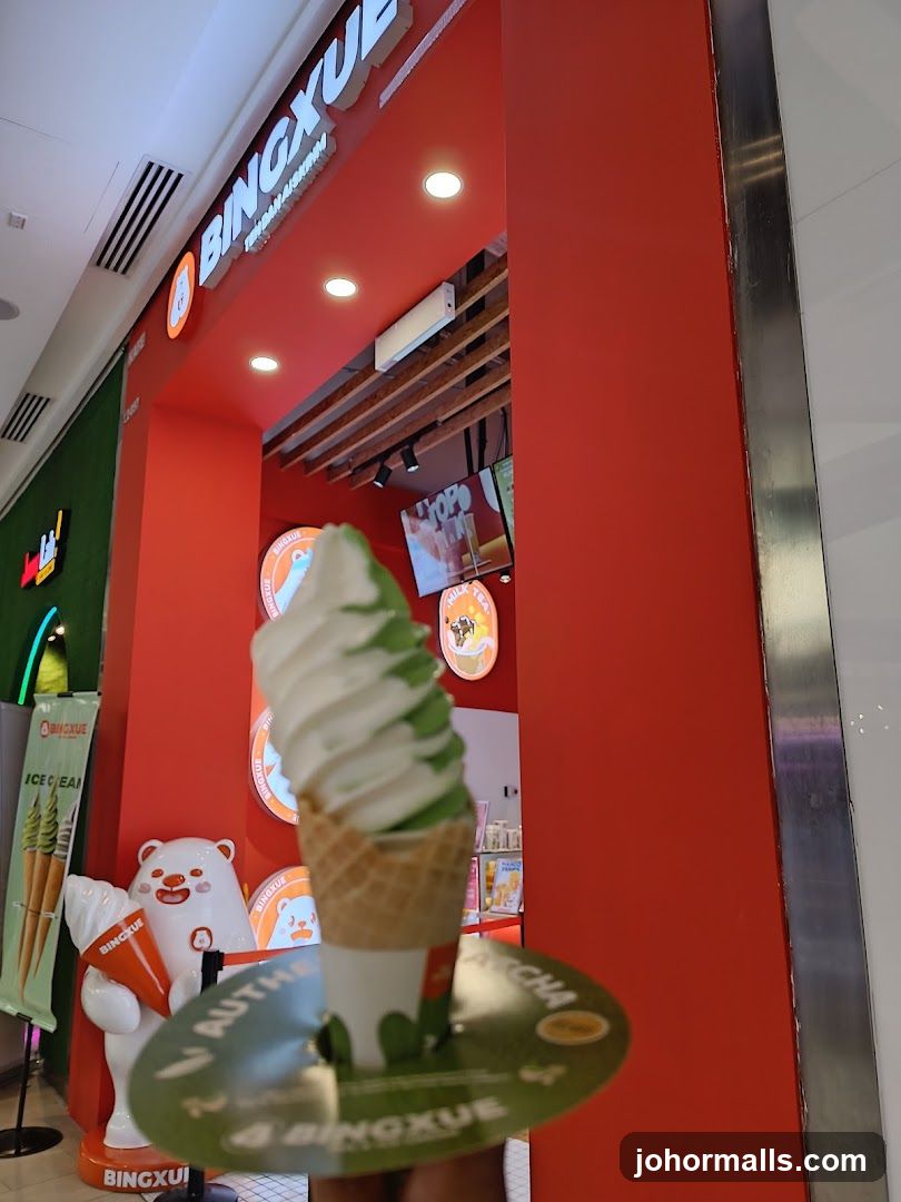BINGXUE Toppen Shopping Centre