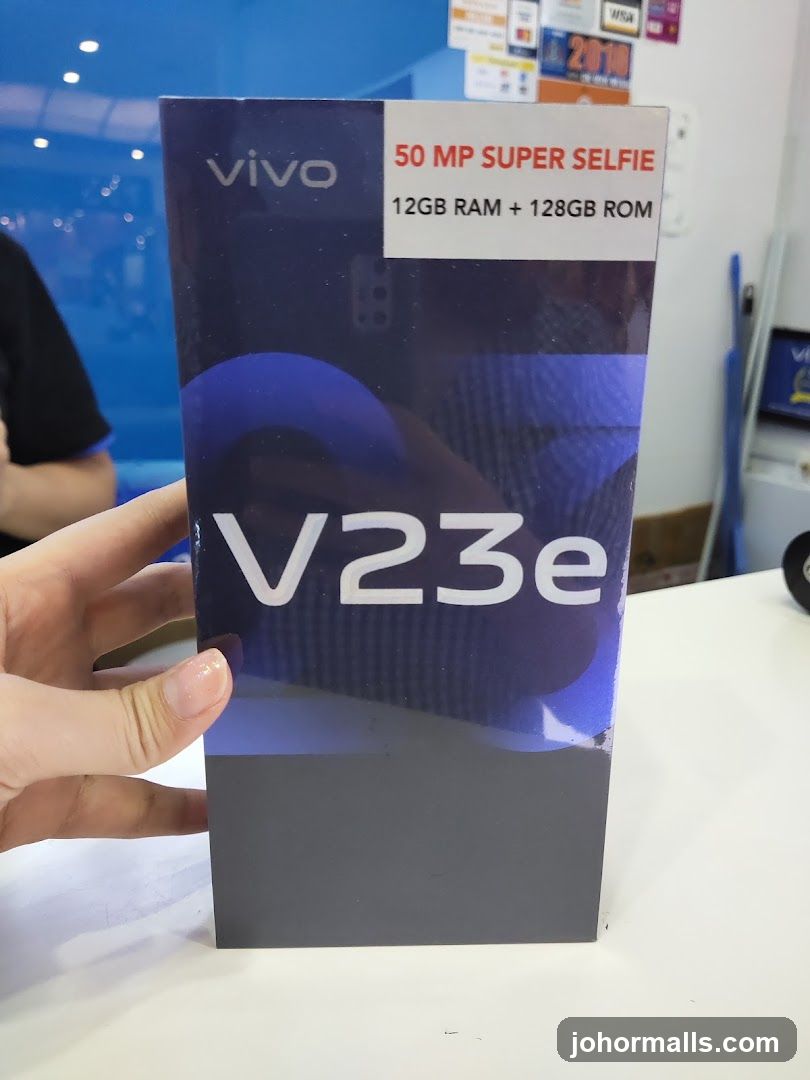 Vivo V23e Smartphone Box