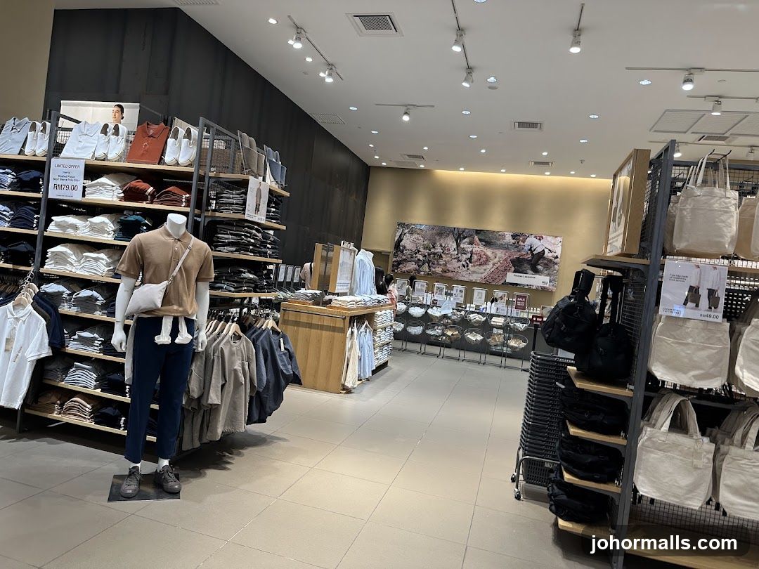 Clothing store interior