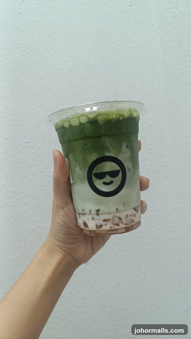 Matcha Drink with Boba