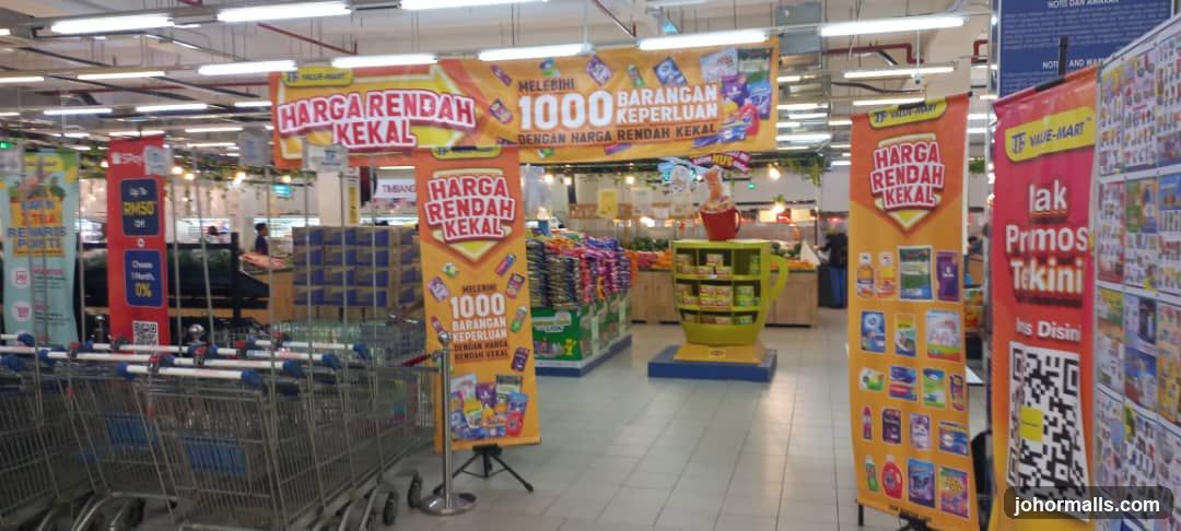 Supermarket promotional banners