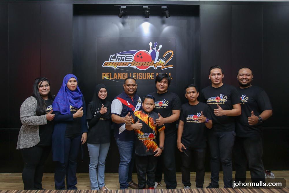Group Photo at Lite Superbowl 2