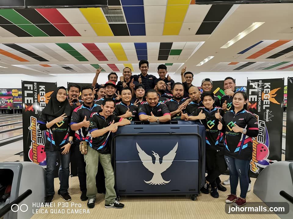Bowling Team Photo