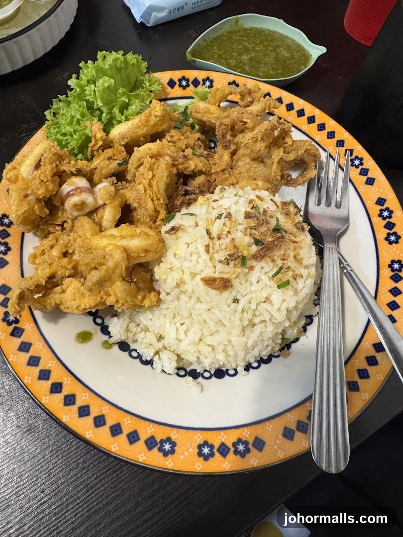 Fried Calamari with Rice