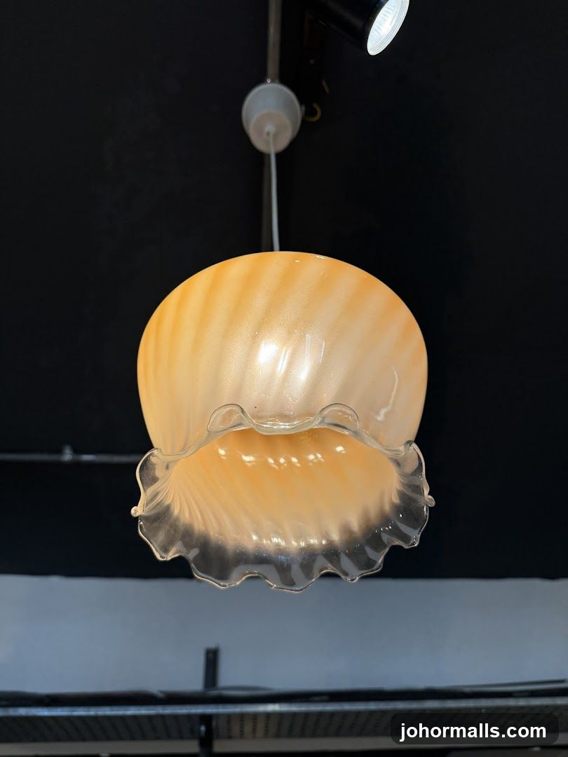 Swirl Glass Pendant Light