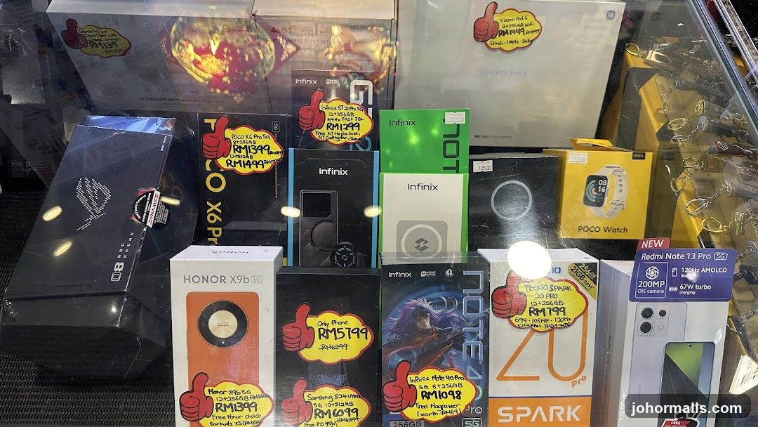 Mobile Phones and Accessories Display