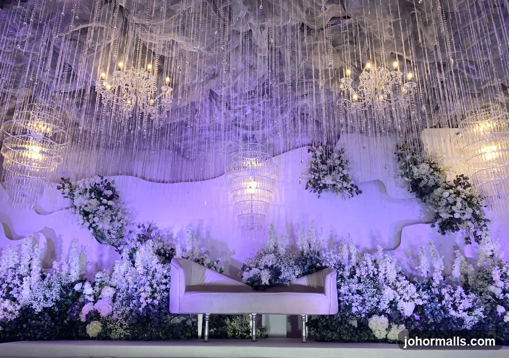 Elegant Wedding Stage Decor
