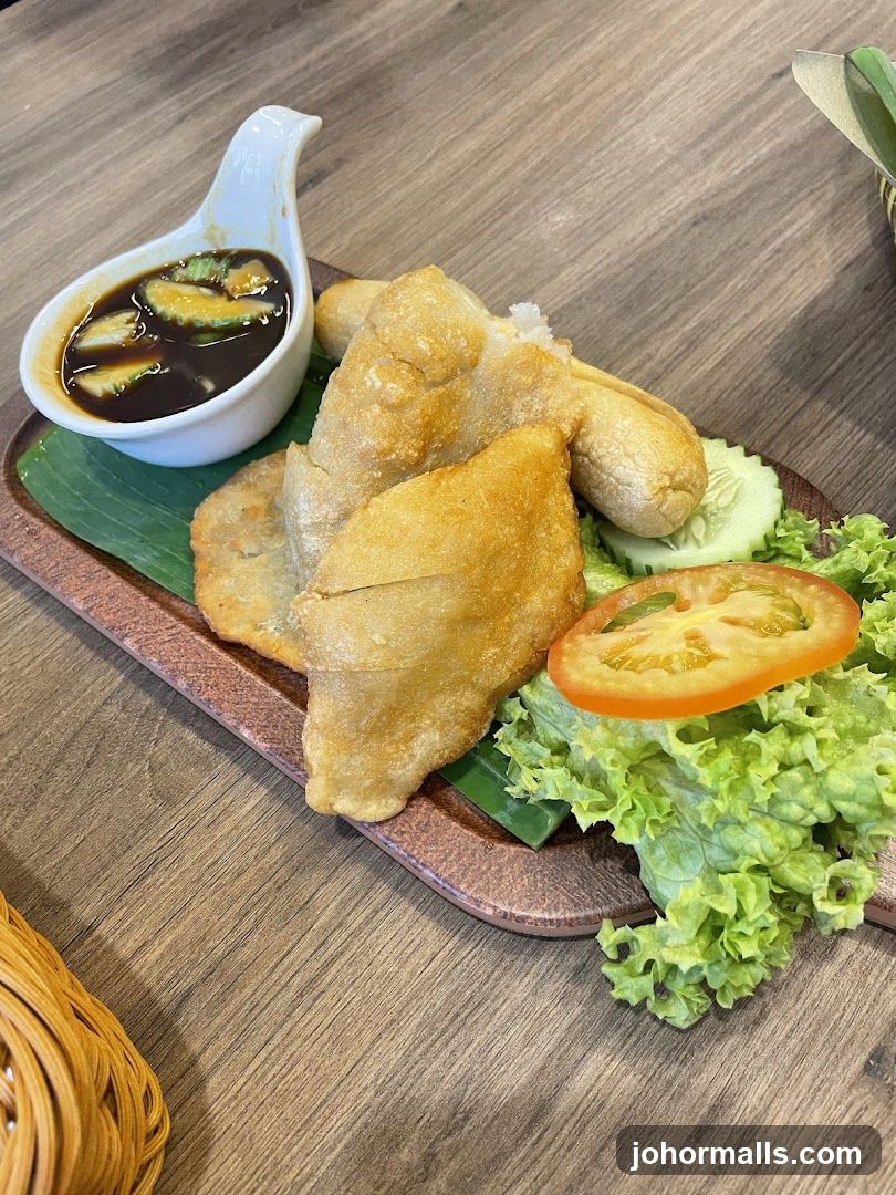 Fried Dumplings with Dipping Sauce