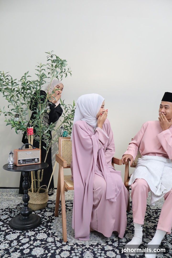 People in traditional attire