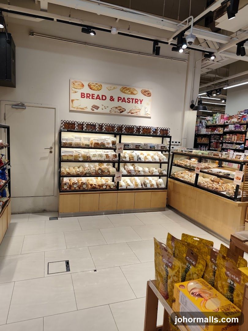 Bread and Pastry Display