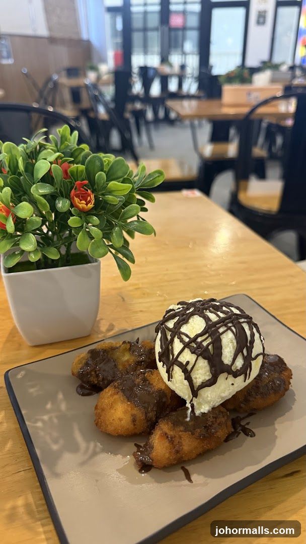Fried Bananas with Ice Cream