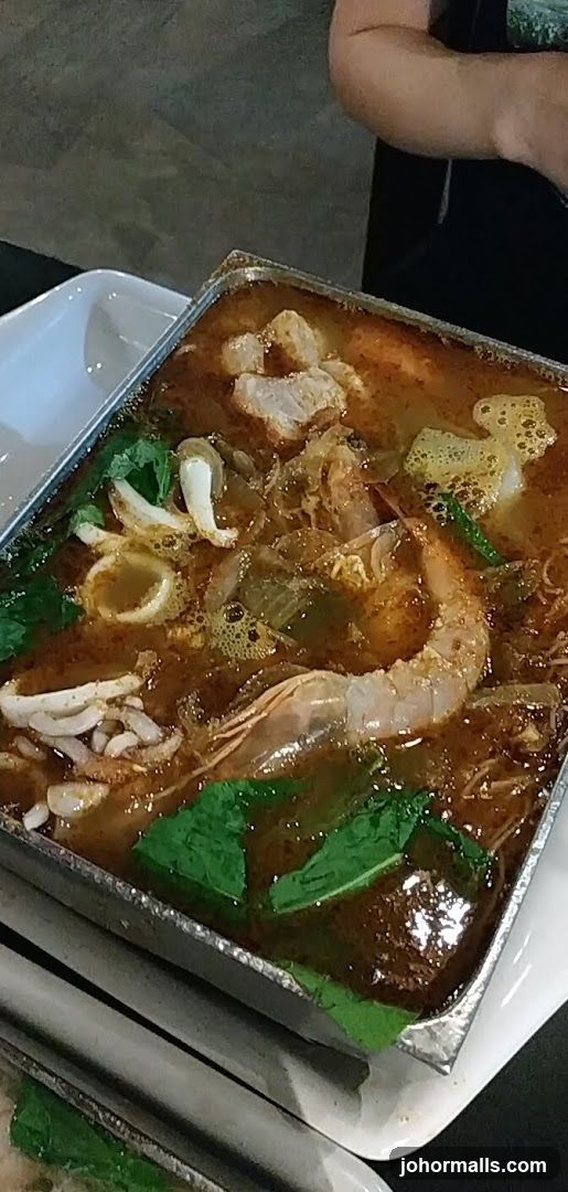 Seafood Tom Yum Soup