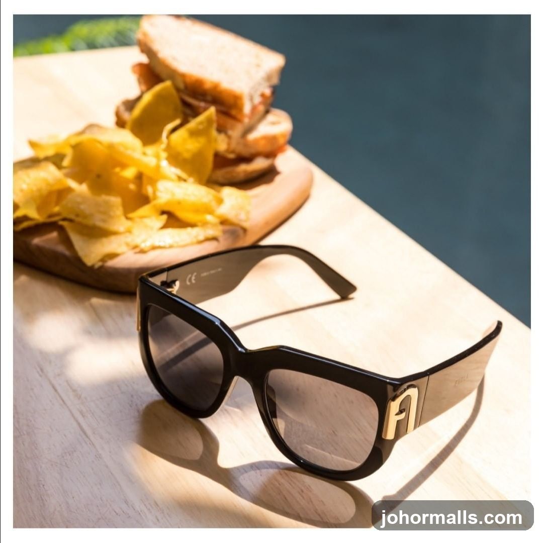Sunglasses and Sandwich