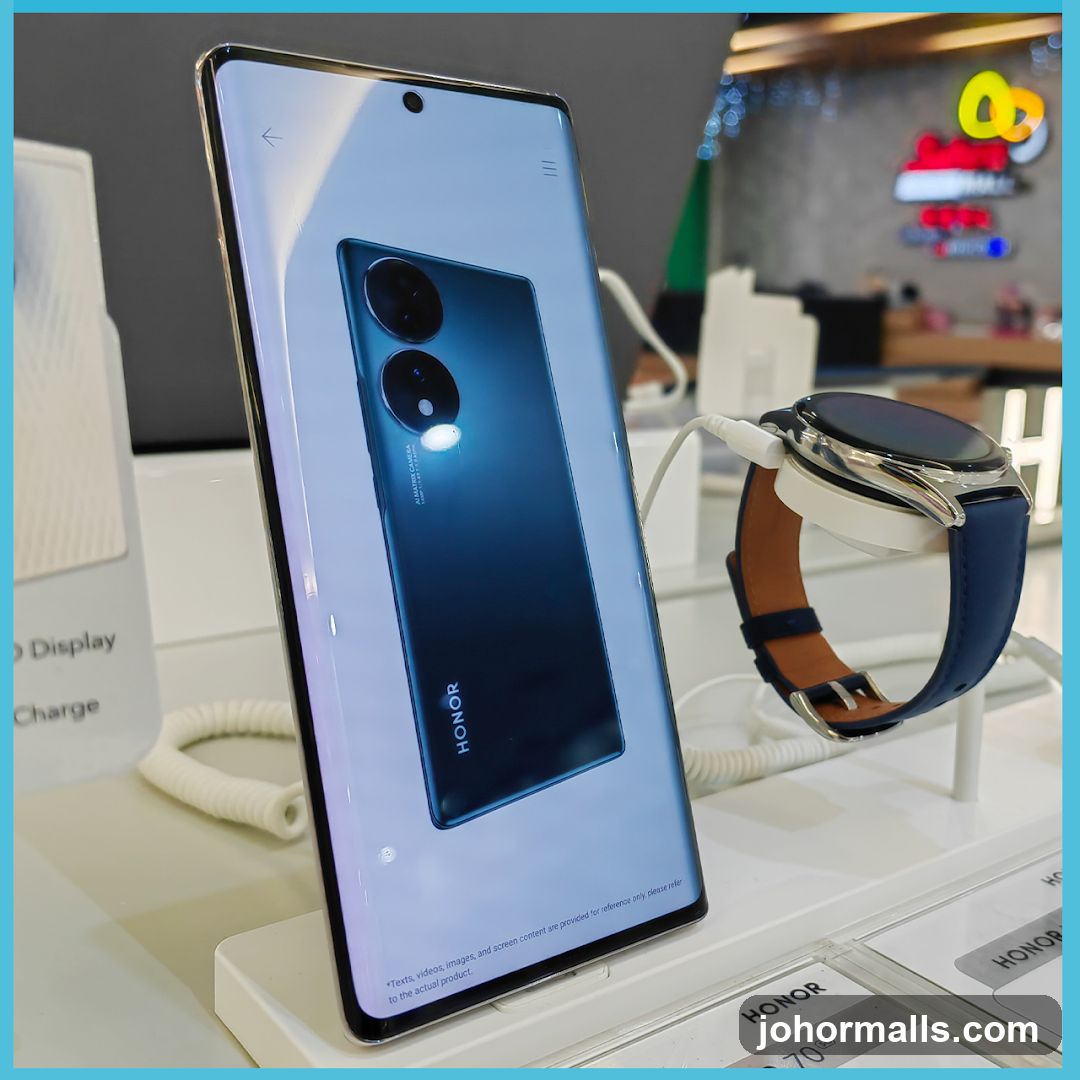 Honor Smartphone and Smartwatch Display