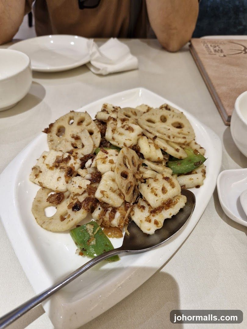 Stir-fried Lotus Root Dish