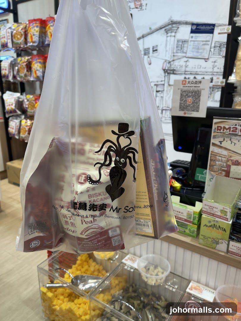Shopping Bag with Snacks
