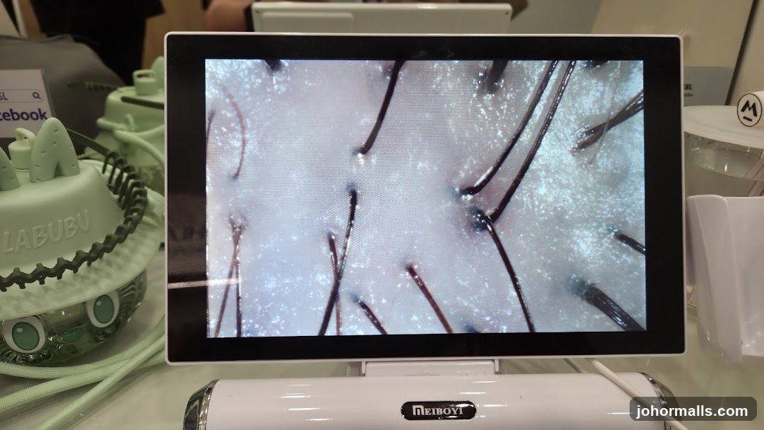Digital Microscope Display