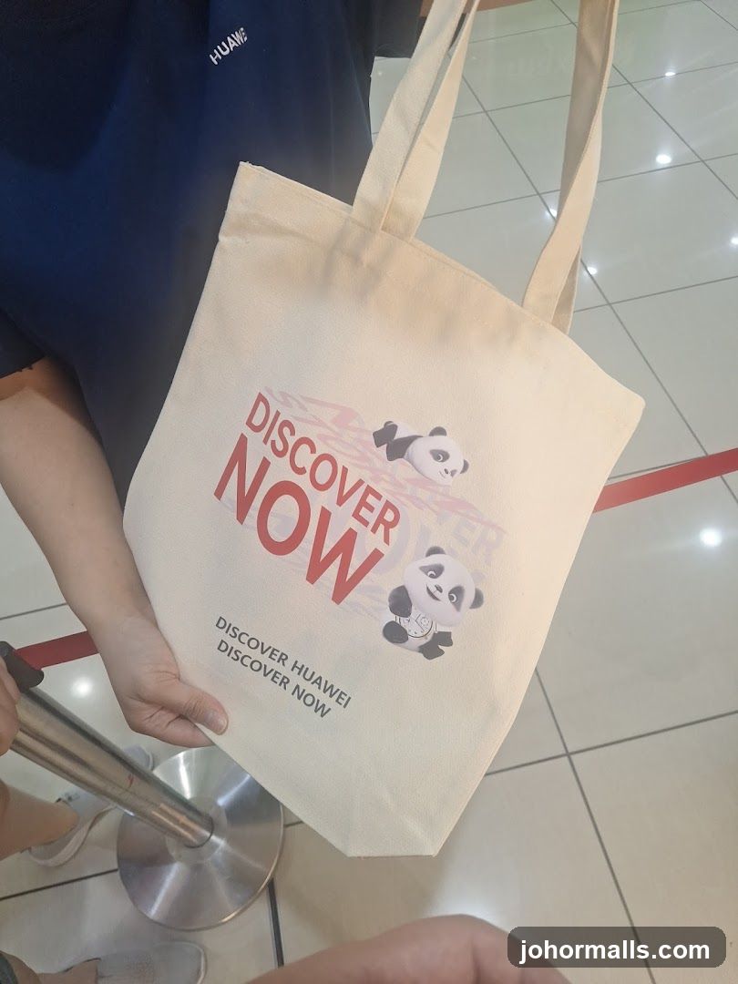 Tote Bag with "Discover Now" and Panda Graphics
