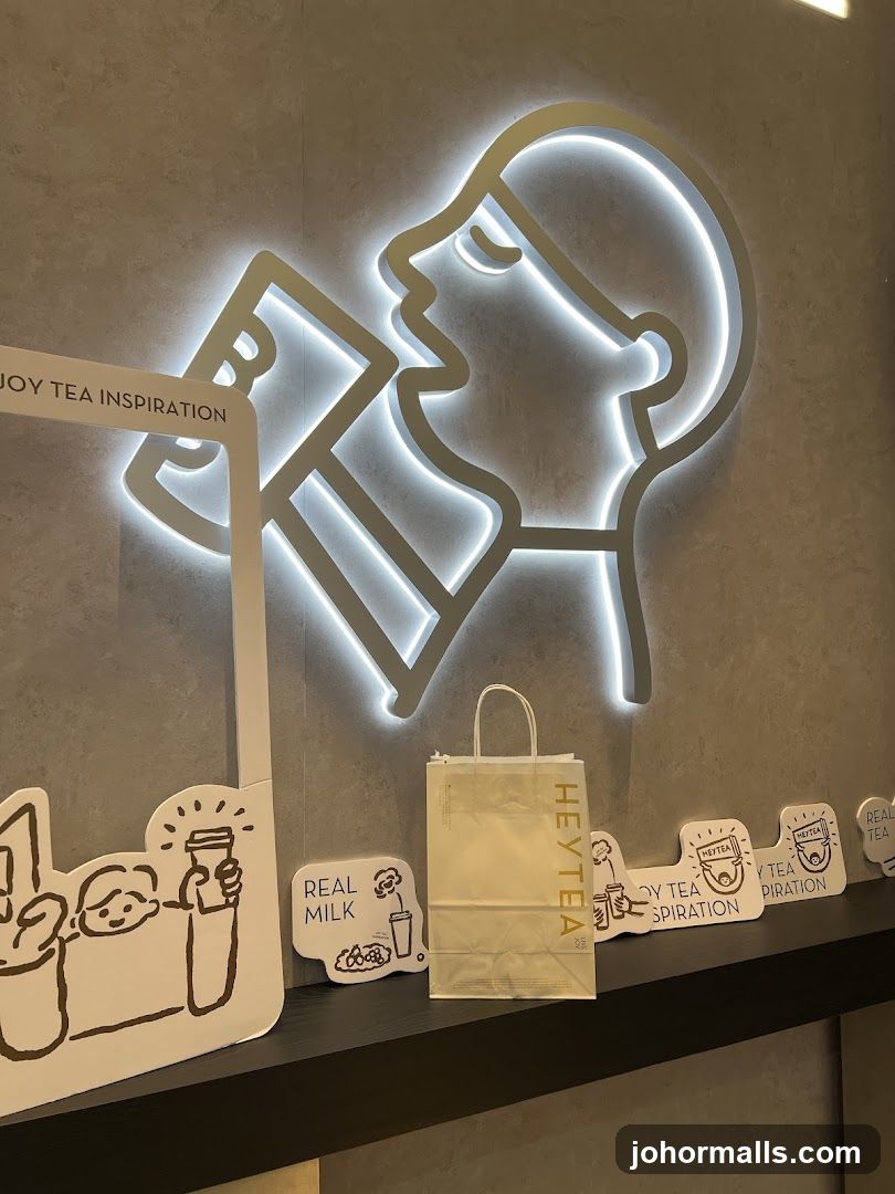 Heytea Branding Display