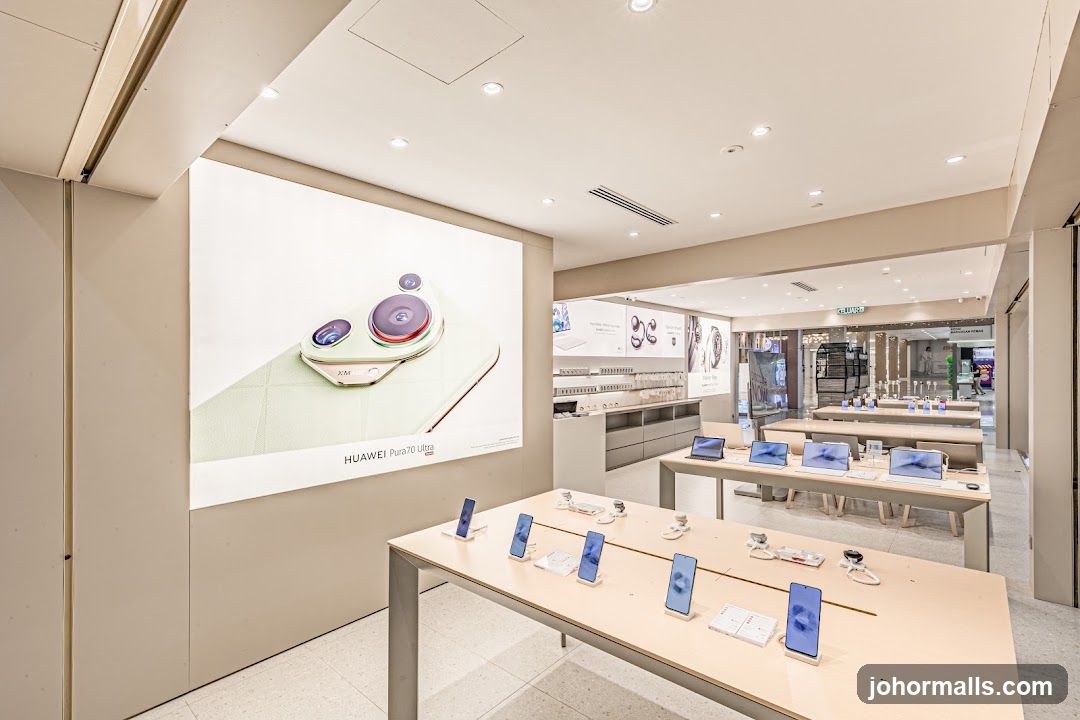 Huawei Store Interior