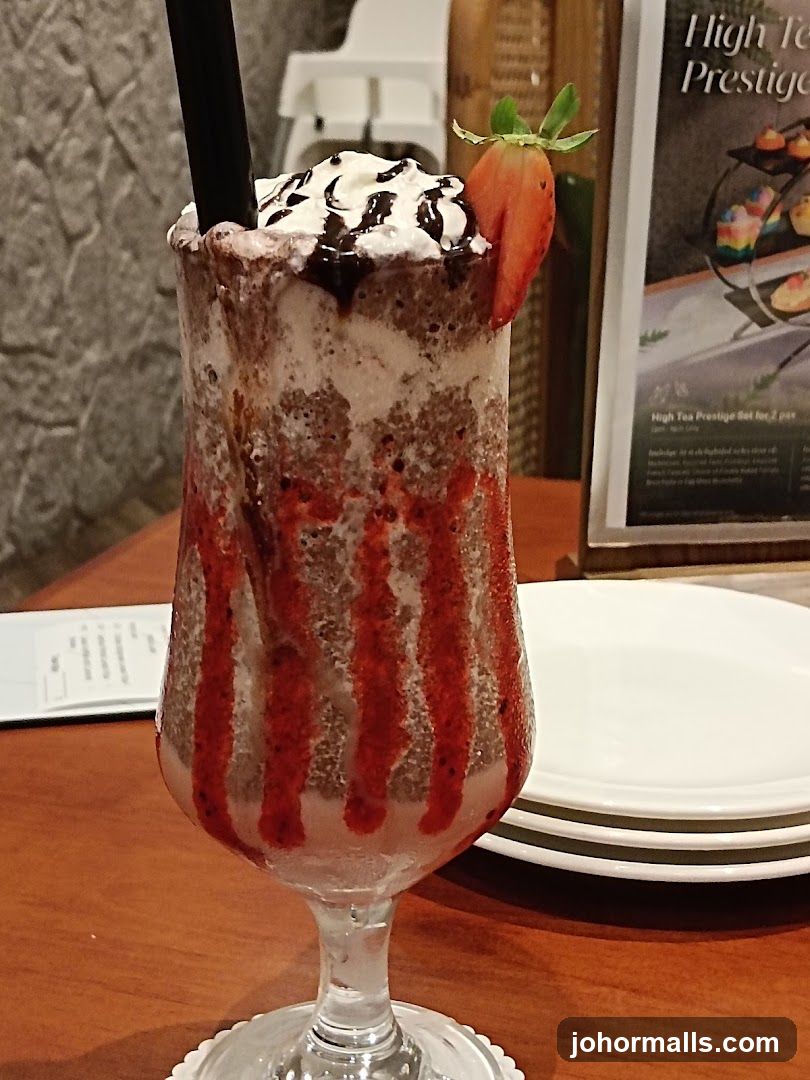 Chocolate Strawberry Smoothie