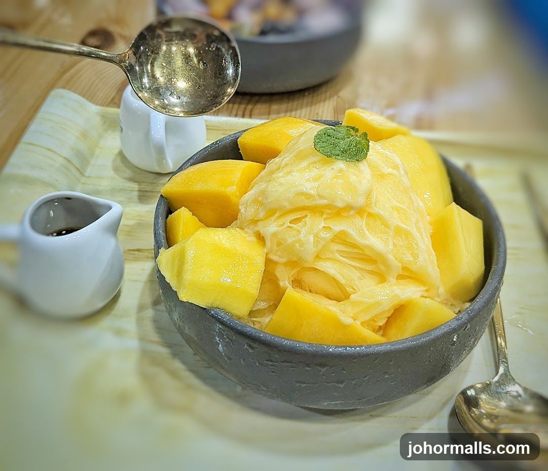 Mango shaved ice dessert
