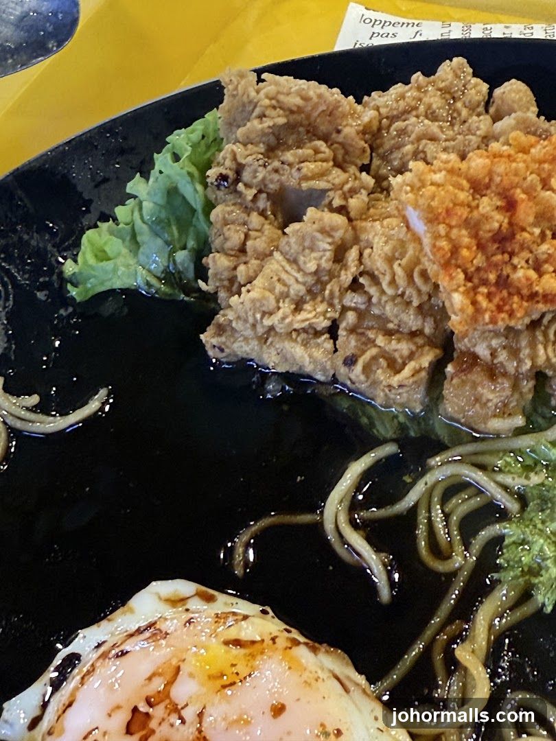 Fried Chicken and Noodles