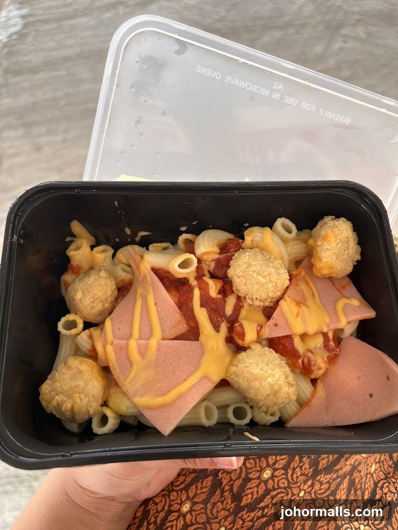Pasta with Meat and Cheese