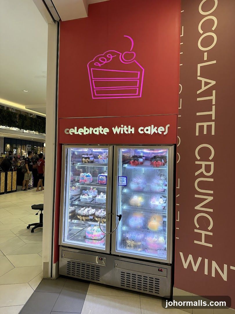 Cake Display Refrigerator