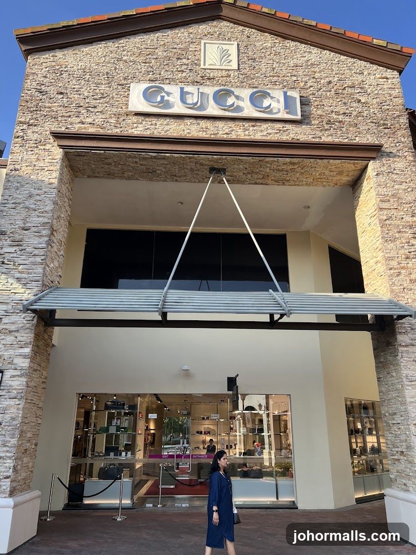Gucci Storefront
