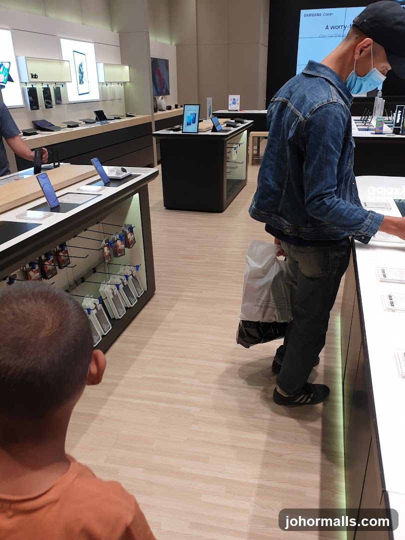 Electronics Store Display