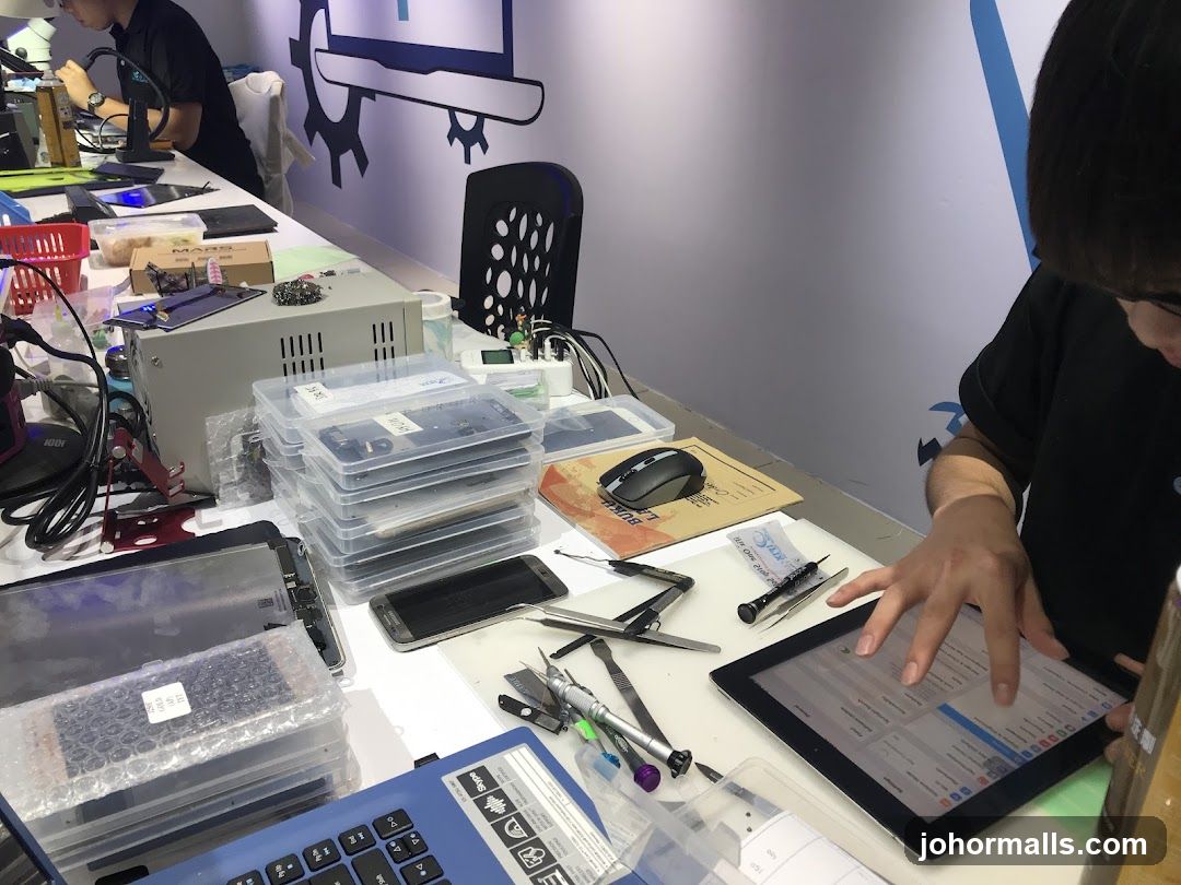 Electronics Repair Workshop