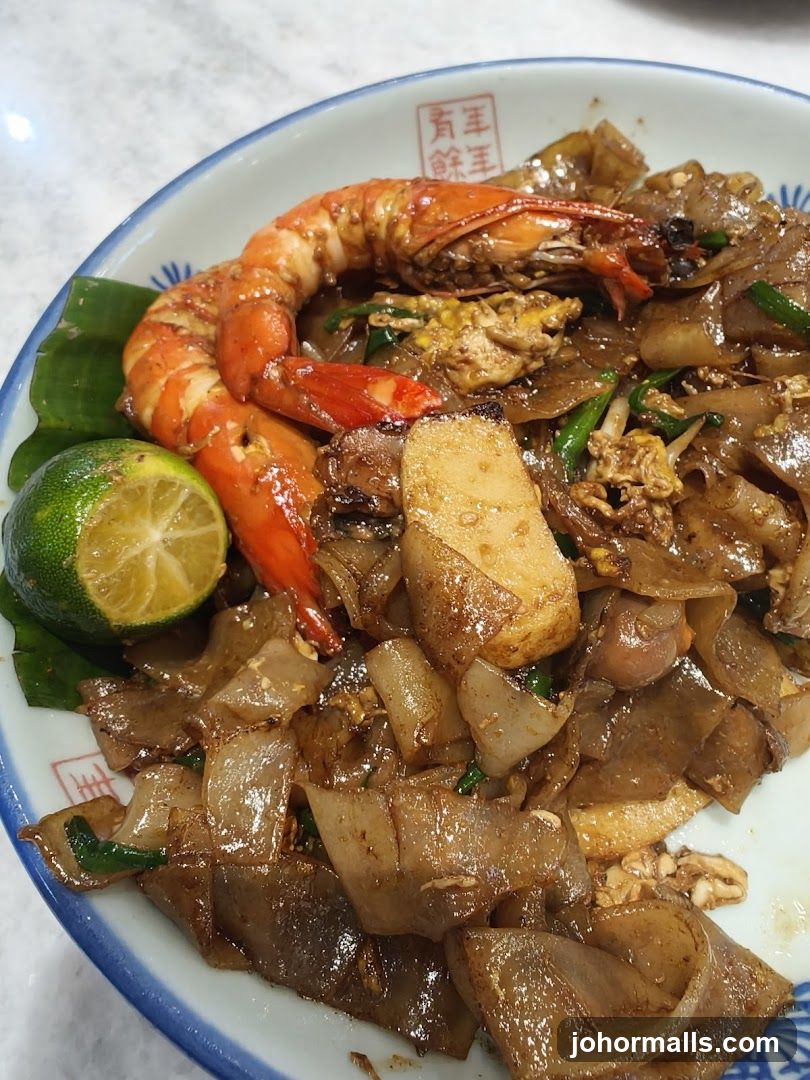 Char Kway Teow with Prawns