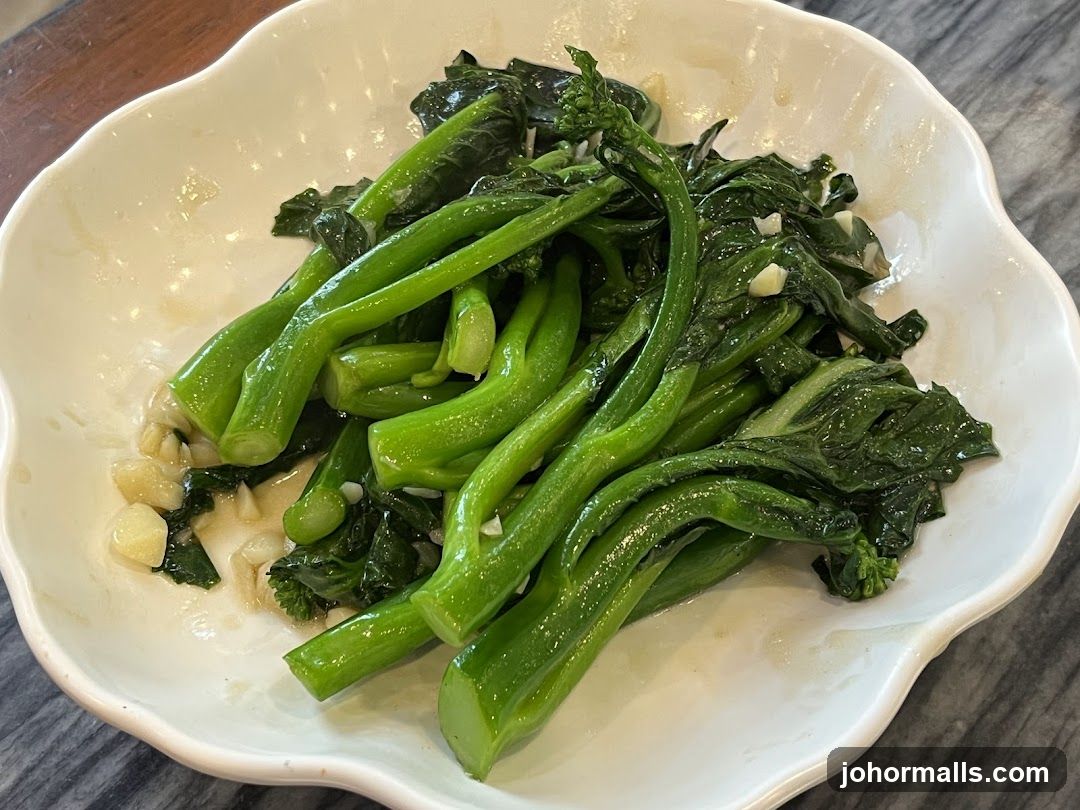 Stir-fried Gai Lan with Garlic