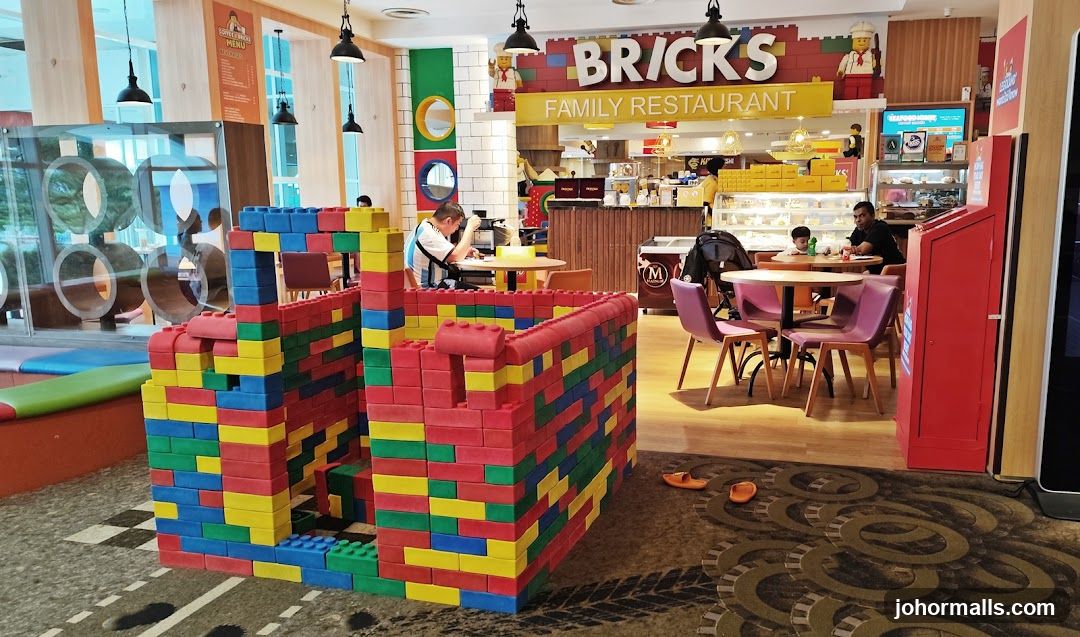 Bricks Family Restaurant Interior