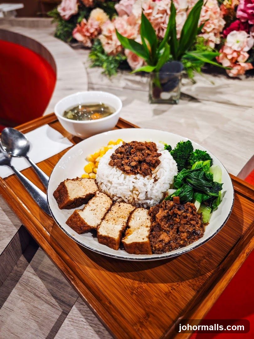 Rice dish with tofu and vegetables